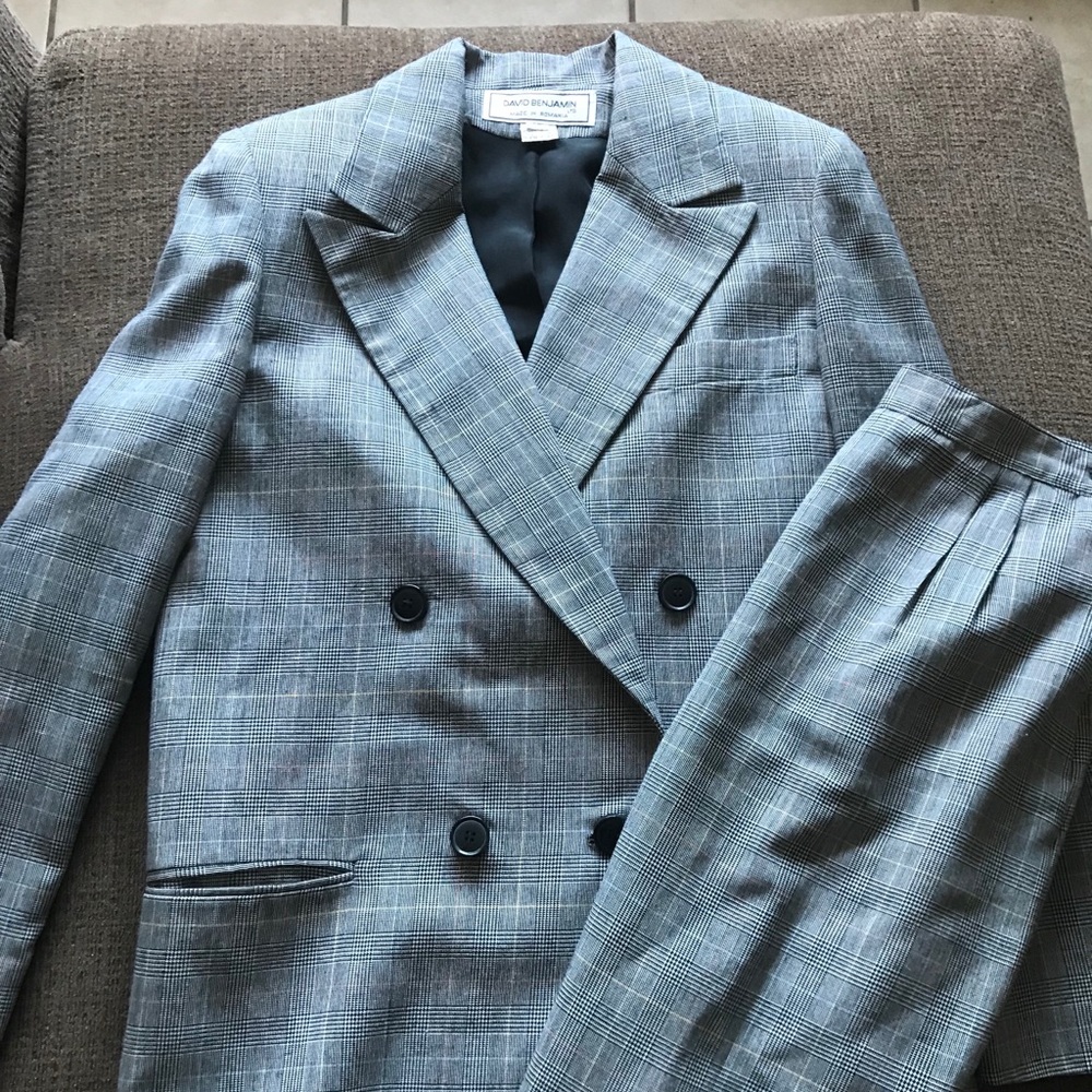 Women’s 2 Piece Suit
